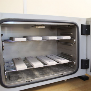 Laboratory Oven
